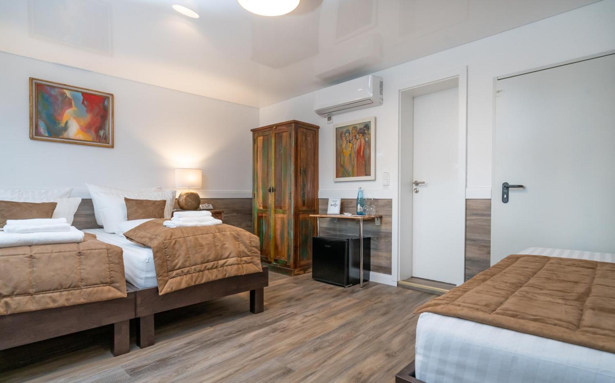 Landhotel Engel & Kreuz Gaggenau Eksteriør billede