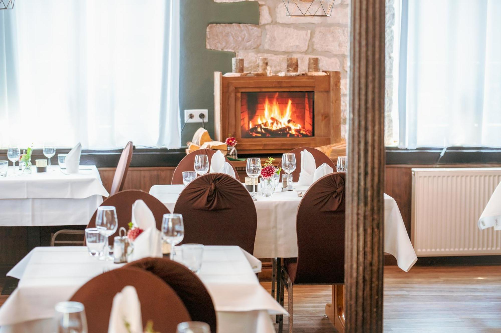 Landhotel Engel & Kreuz Gaggenau Eksteriør billede
